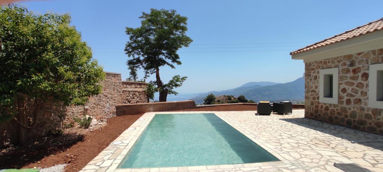 Villa Serenis Porovitsa 外观 照片
