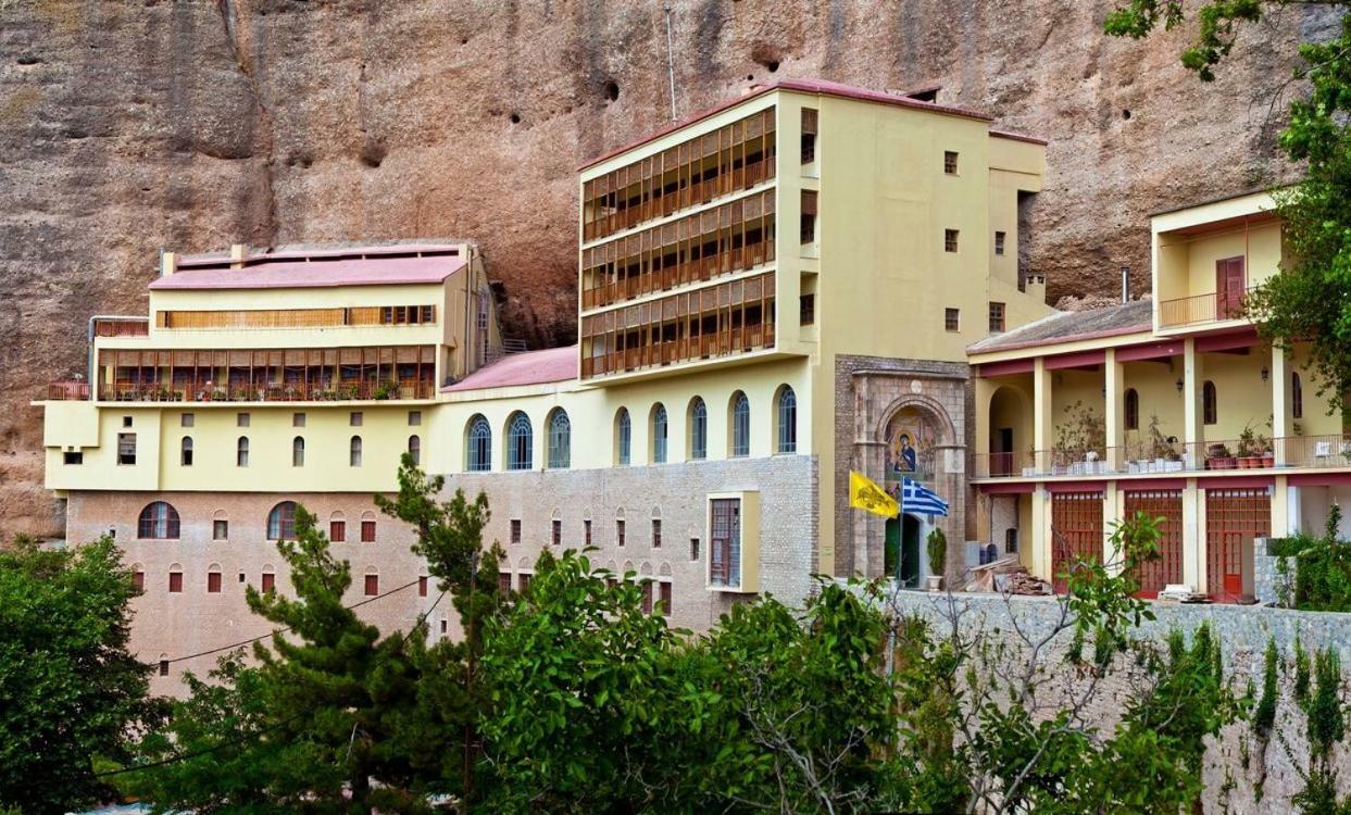 Villa Serenis Porovitsa 外观 照片