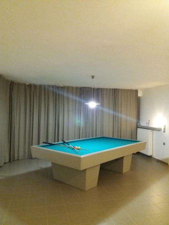 Villa Serenis Porovitsa 外观 照片